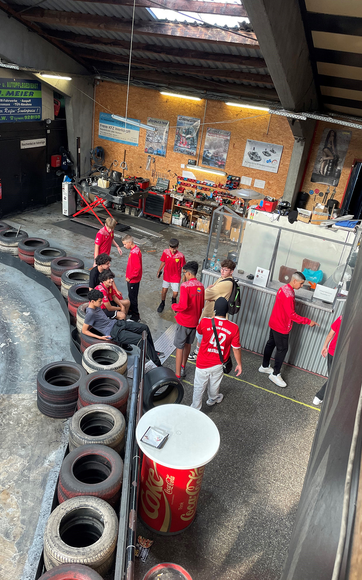 2023 C2 feiert saisonende